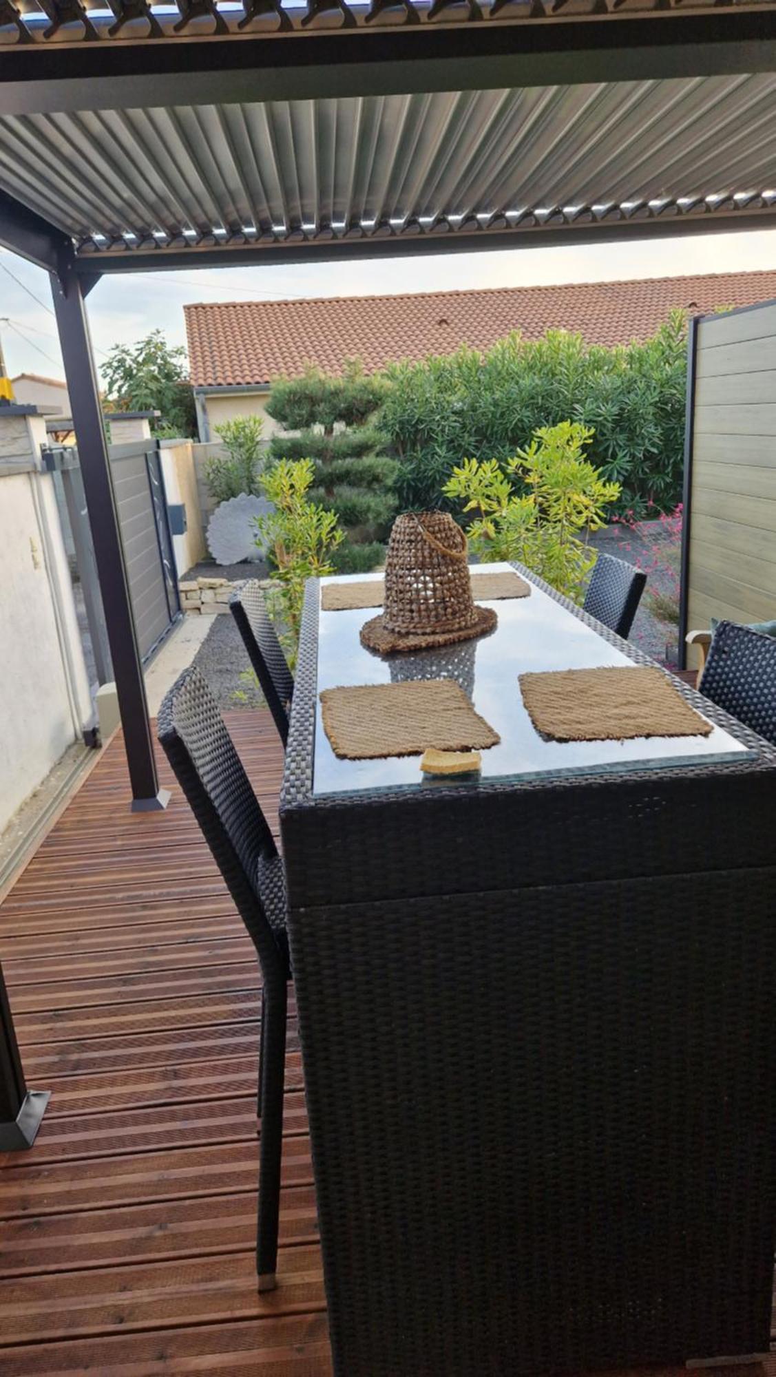 Appartement Pour 4 Avec Terrasse Chanos-Curson Buitenkant foto