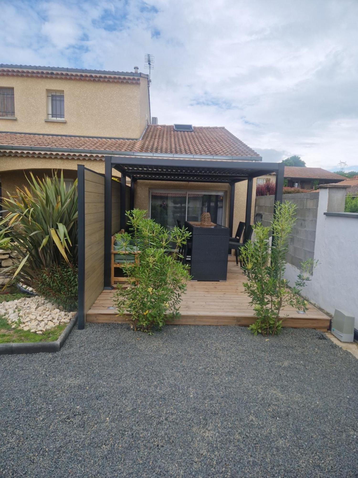 Appartement Pour 4 Avec Terrasse Chanos-Curson Buitenkant foto
